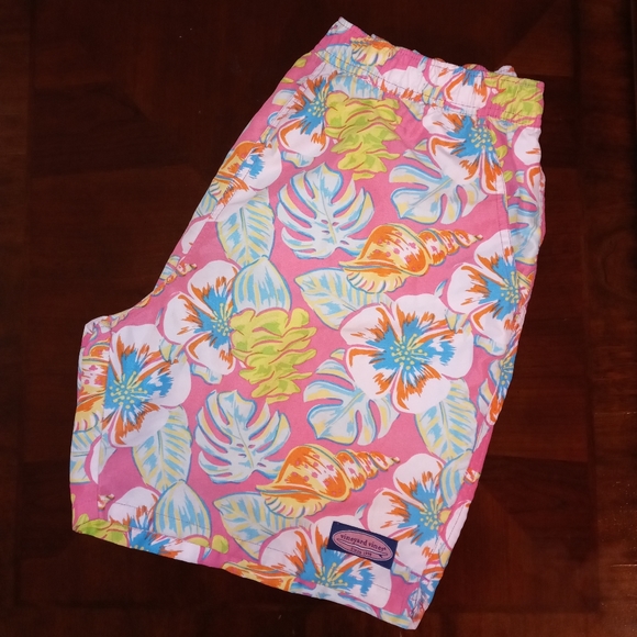Vineyard Vines | Swim Trunks Hawaiian Floral Print Men's Size Medium - Picture 3 of 14
